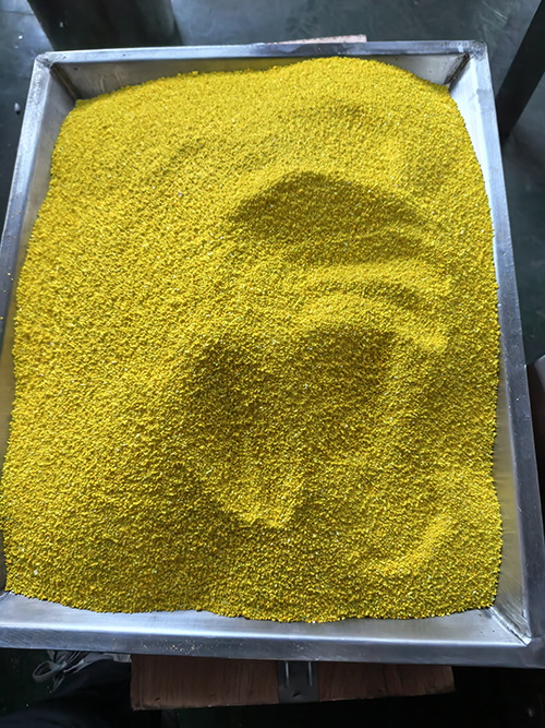 Granule with coating 